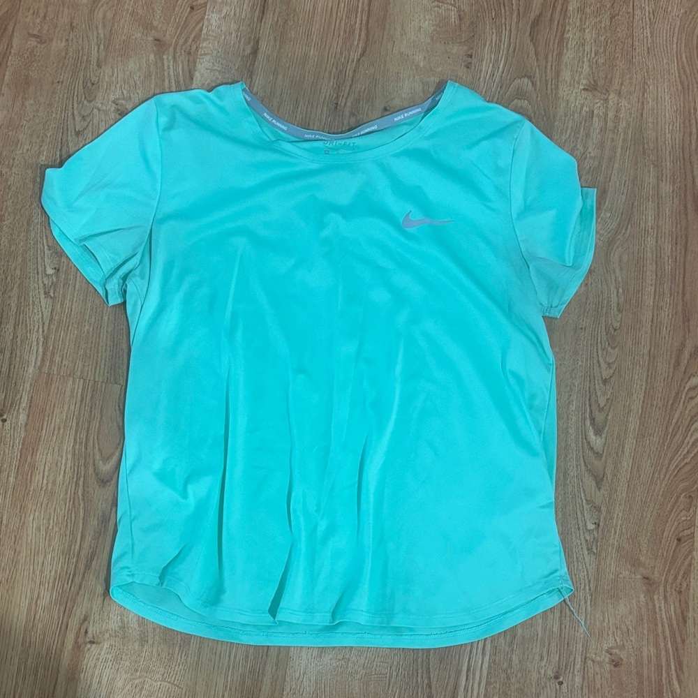 Nike Women's Light Green Short Sleeve Tee